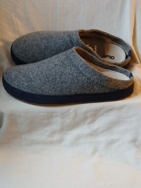 OluKai Gray Felt Slip-On Mules with Navy Sole
